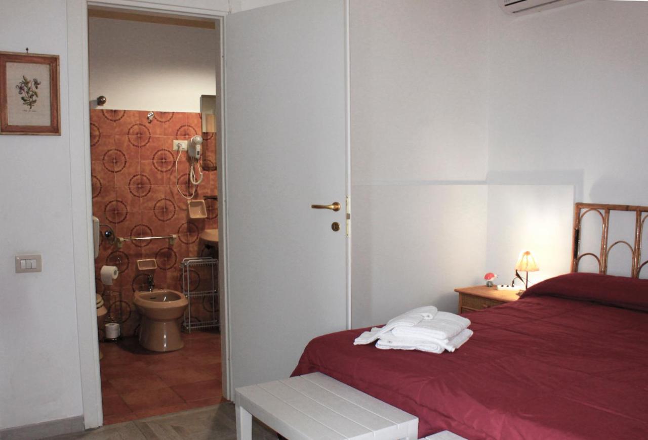 Bed & Breakfast Lighea Giardini Naxos Exterior photo