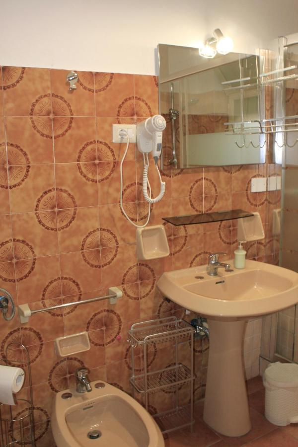 Bed & Breakfast Lighea Giardini Naxos Exterior photo
